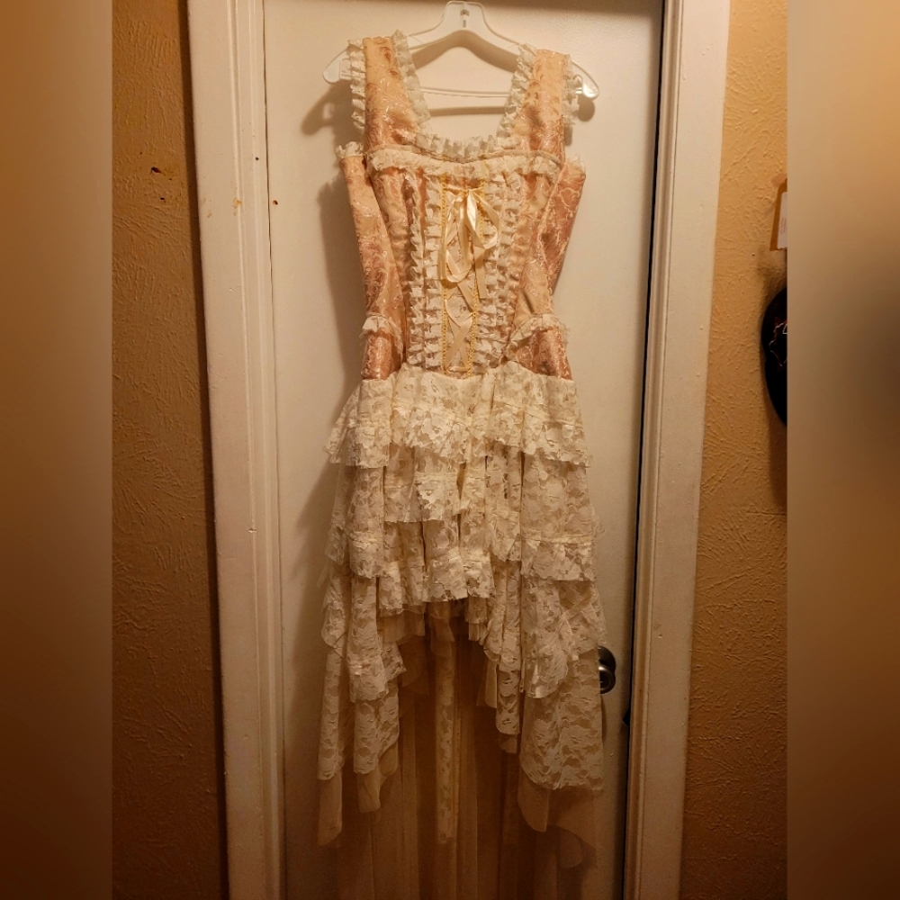Womens corset dress. Pink